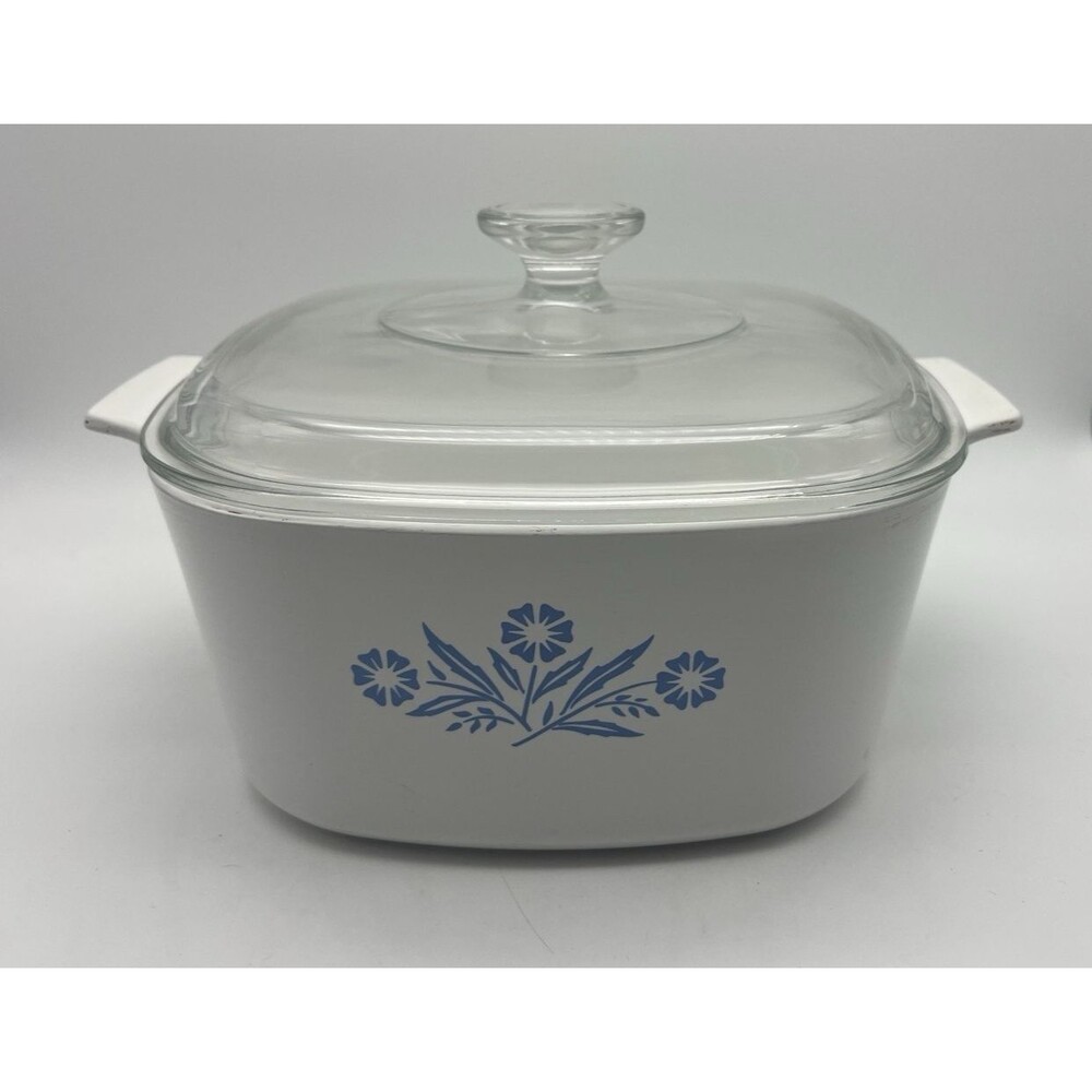 Corning Ware Blue Cornflower Casserole Dish, A-3-B, w/PYREX Lid A9C